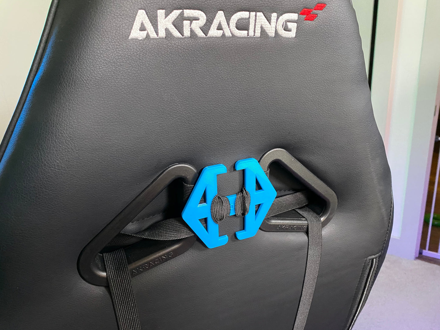 Gaming Chair Pillow Clip