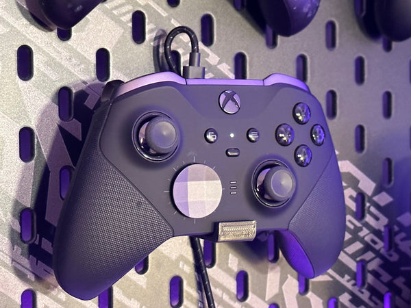 IKEA SKÅDIS and UPPSPEL Xbox Elite charging mount